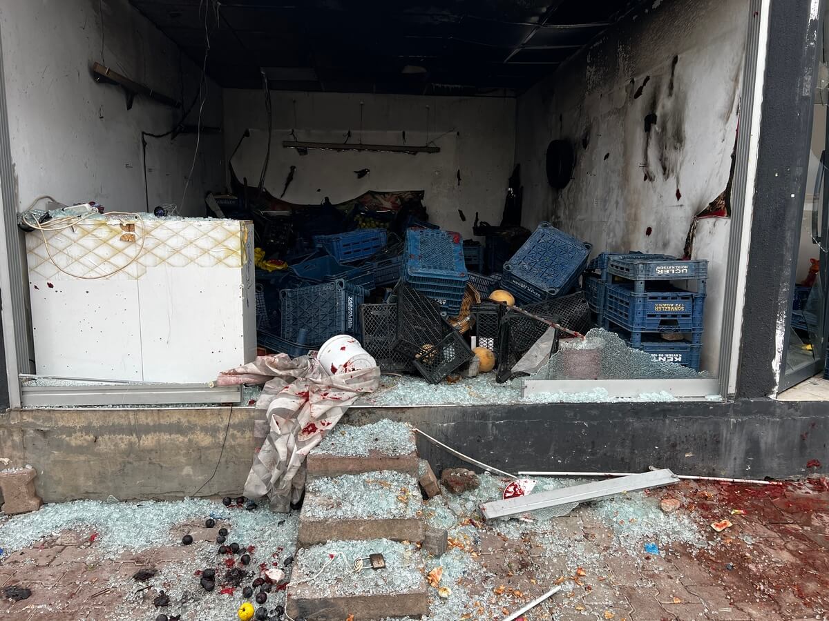 Kayseri’de Hasar Gün Ağarınca Ortaya Çıktı! (5)