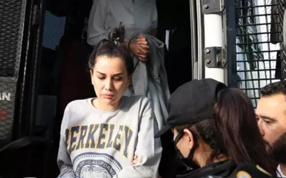 Dilan Polat'dan Mektup Var! Eziyet, Zulüm Ediyorlar!-1