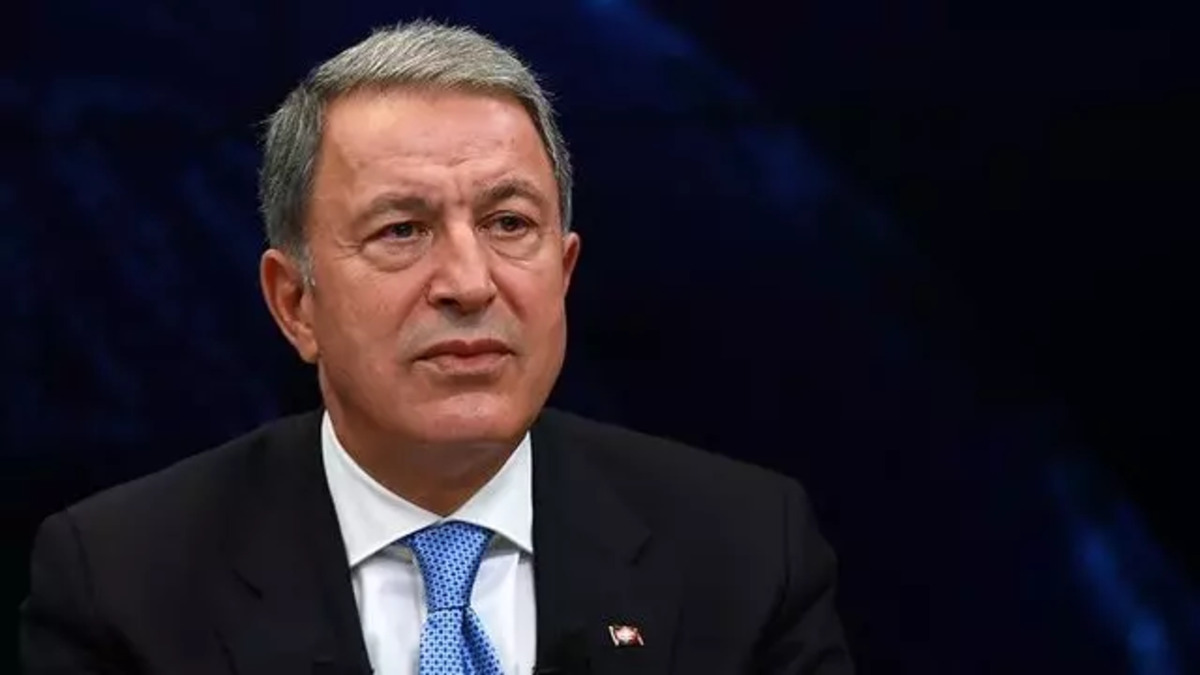 Hulusi Akar'dan Dehşete Düşüren 3. Dünya Savaşı Sözleri! Savaş Bir Bakıma Başladı!