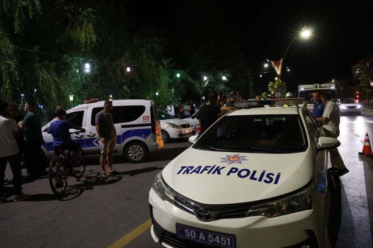 Alkollü Sürücü Dehşet Saçtı! Yakınları Gazetecilere Saldırdı 1