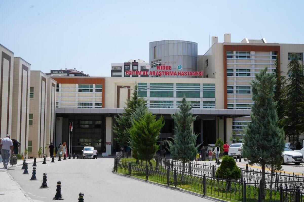 Başıboş Köpekler Dehşet Saçtı! Kadına Dakikalarca Saldırdılar!-1