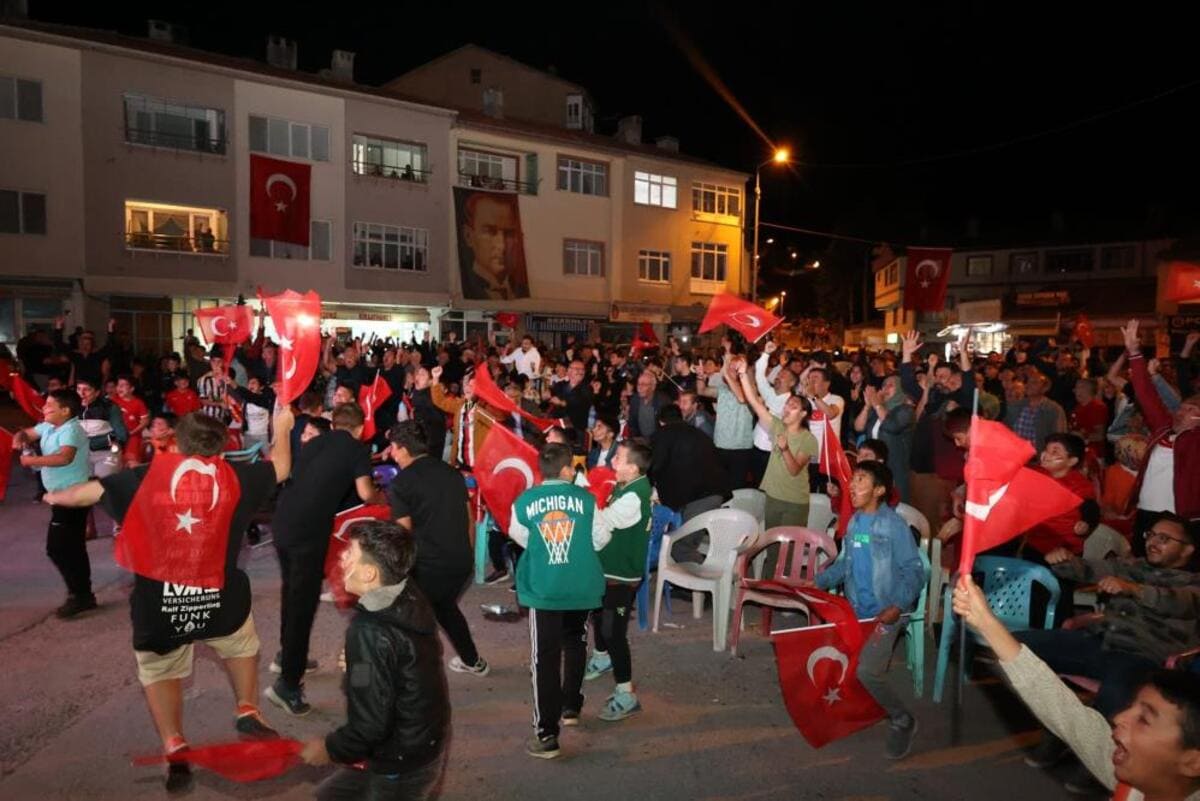 Bünyan’da Renkli Görüntüler! Coşkuyla Kutladılar! (5)