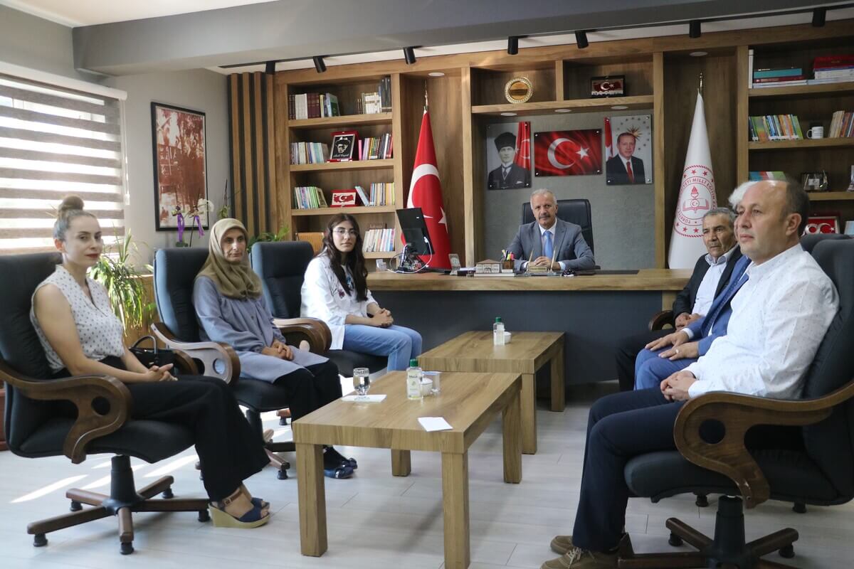 İmkansızlıklarla Dolu Başarı Öyküsü! Her Gün 40 Km Yol Giderek Türkiye 53’Üncüsü Oldu! (4)