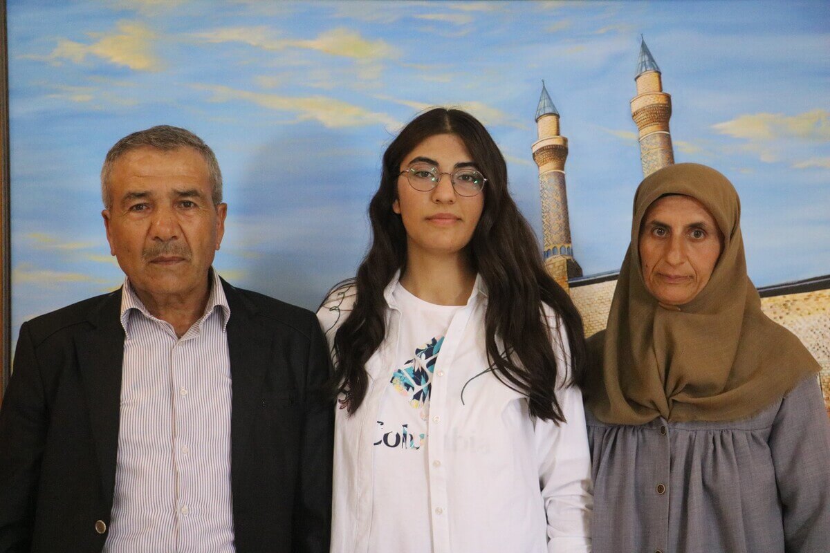 İmkansızlıklarla Dolu Başarı Öyküsü! Her Gün 40 Km Yol Giderek Türkiye 53’Üncüsü Oldu! (5)