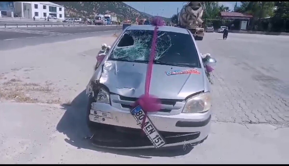 Kahramanmaraş'ta Otomobilin Çarptığı Yaşlı Adam Feci Şekilde Can Verdi (2)