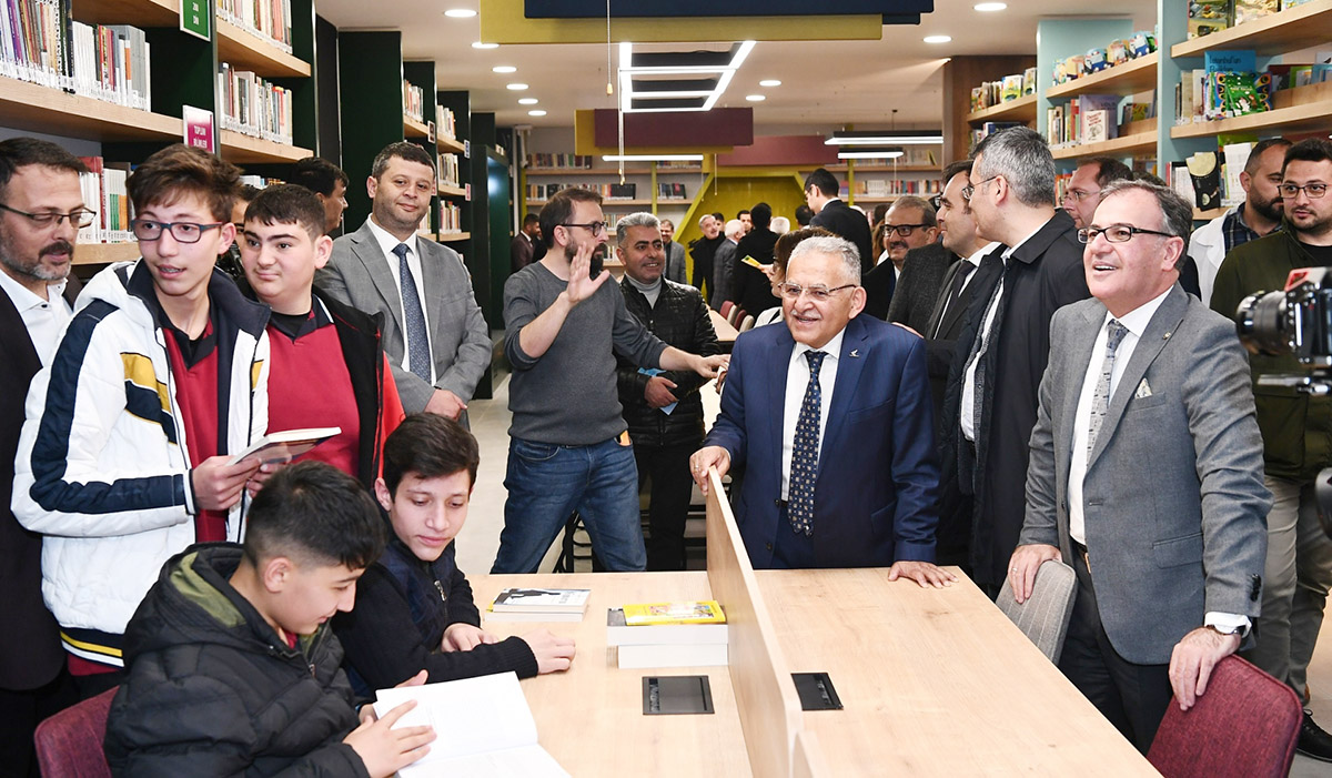 Kayseri Kutuphane1