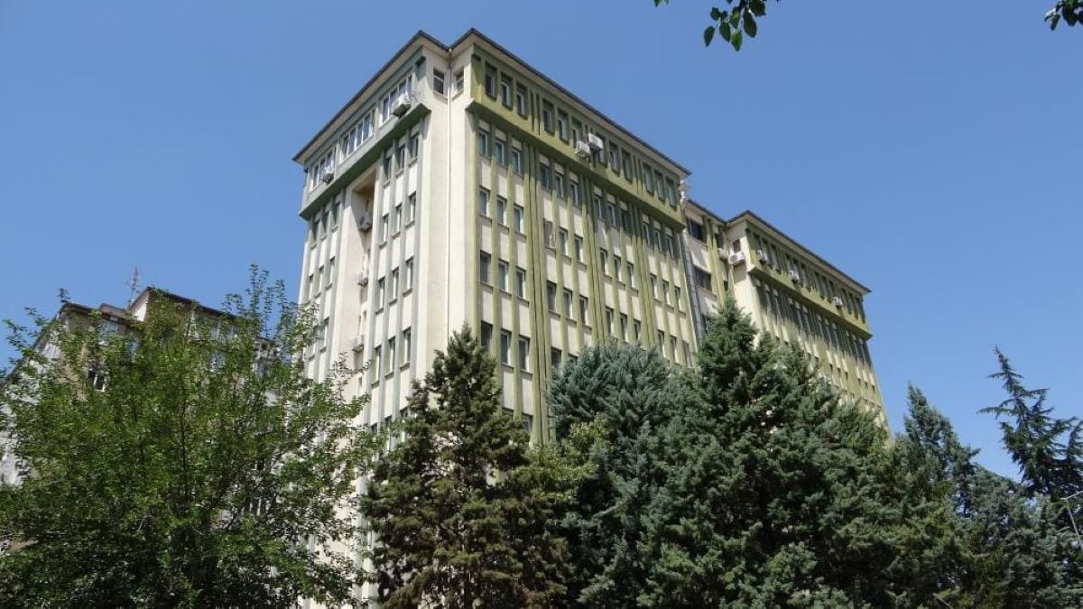 Kayseri Öğretmenevine Giriş Çıkışlar Kapatıldı 1