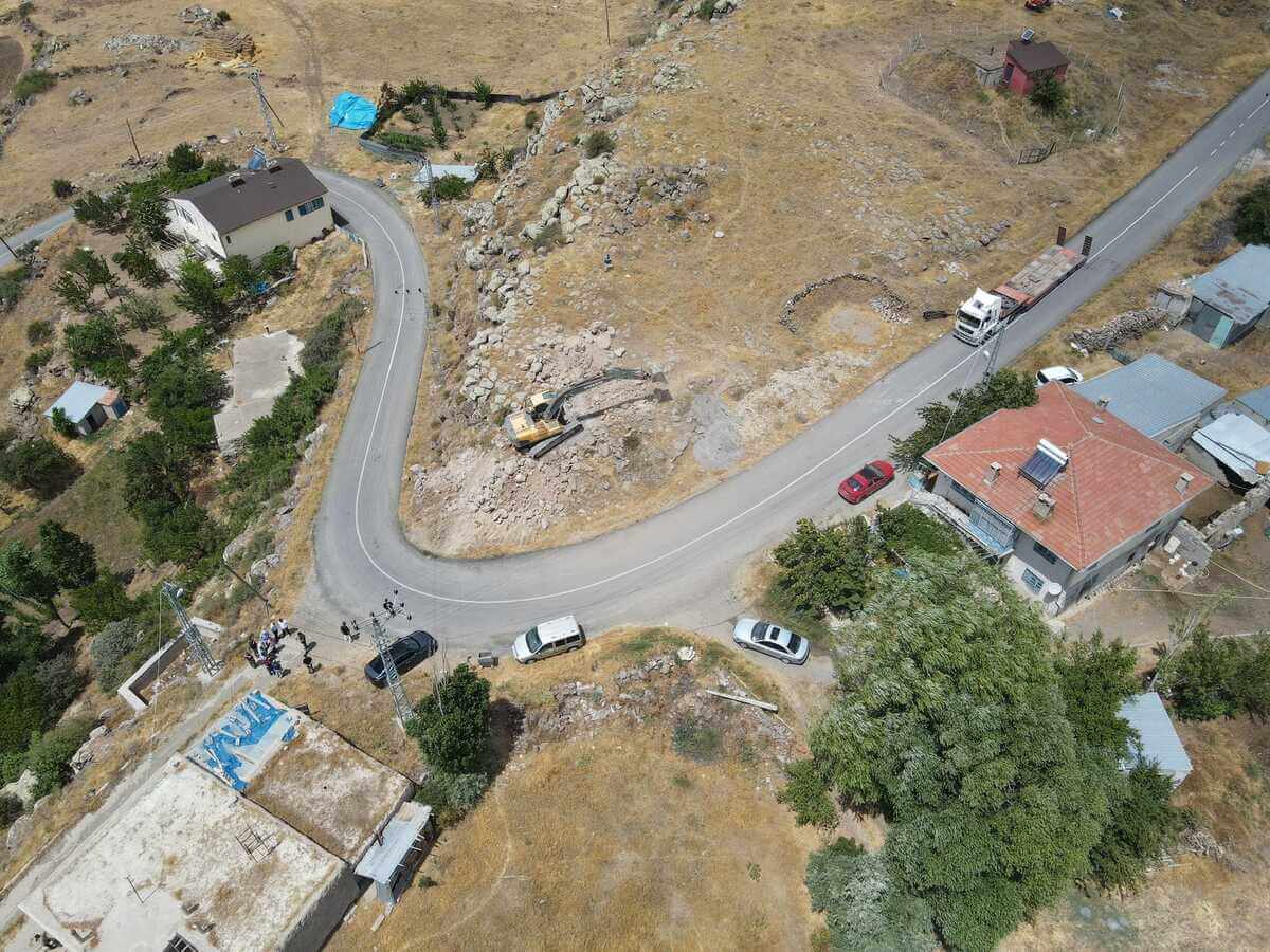Kayseri Tomarza Yol Genişlemesi (1)