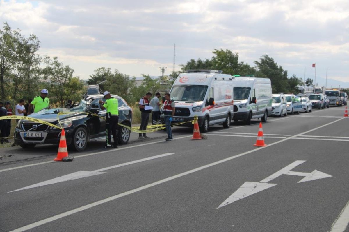Kayseri’de Feci Kaza 2 Kardeş Can Verdi! 4