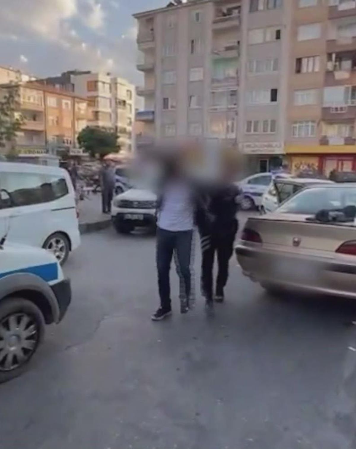 Kayseri’de Suç Makinelerine Baskın Araçtan Bakın Neler Çıktı!1