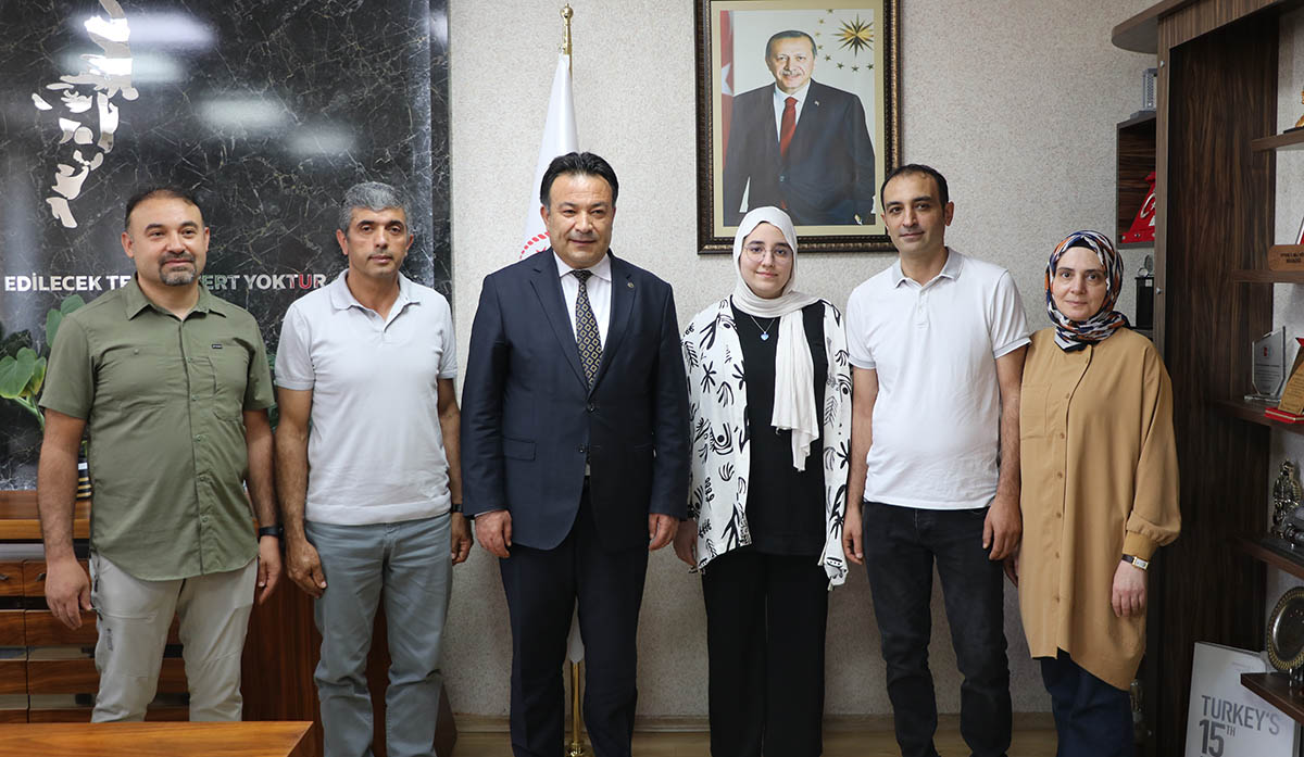 Kayserili Öğrenci Olimpiyatlardan Altın Madalya İle Döndü!1