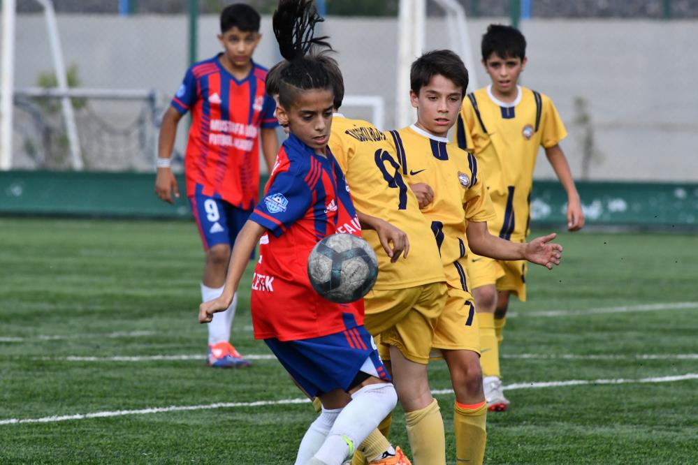 Zeki Akparlarspor