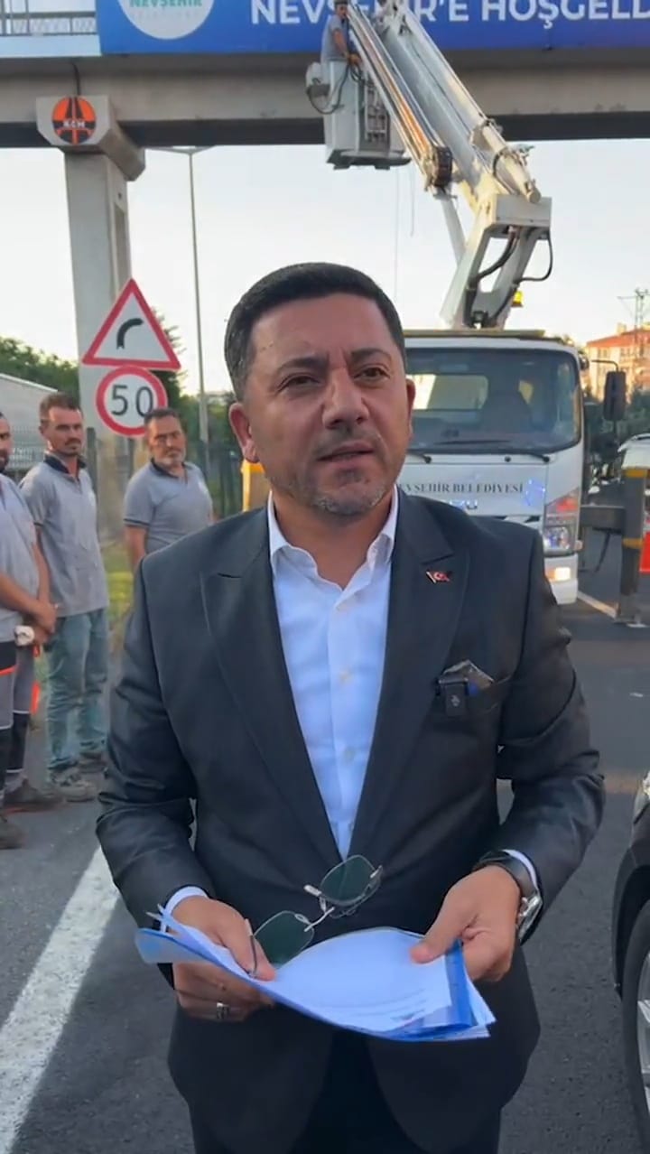 Rasim Arı Açıkladı İndirilen Afişte Ki Kayseri Detayı!