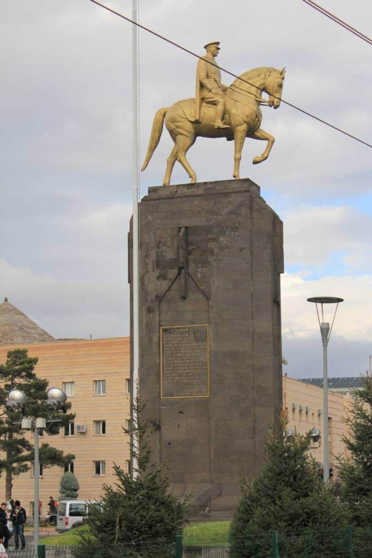 Kayseri’de Cumhuriyet Meydanı'nda Gözle Görülür Büyük Değişiklik