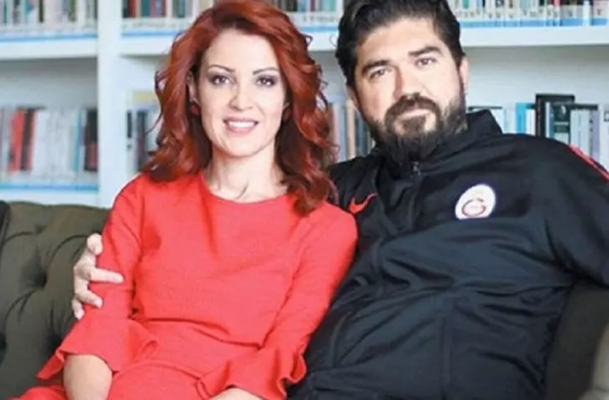 Ünlü Gazeteciden Boşanmıştı! Rasim Ozan Kütahyalı’dan Sarmaş Dolaş Poz!