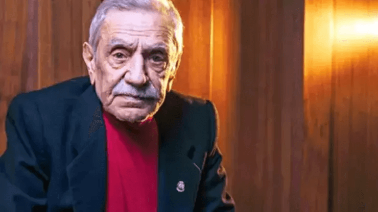 Usta Oyuncu Evinde Baygın Halde Bulundu!