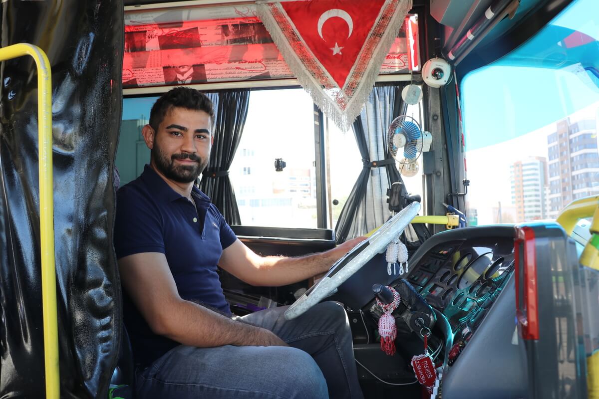 Kayseri’de Kahraman Otobüs Şoförü Yolcuyu Kurtardı!
