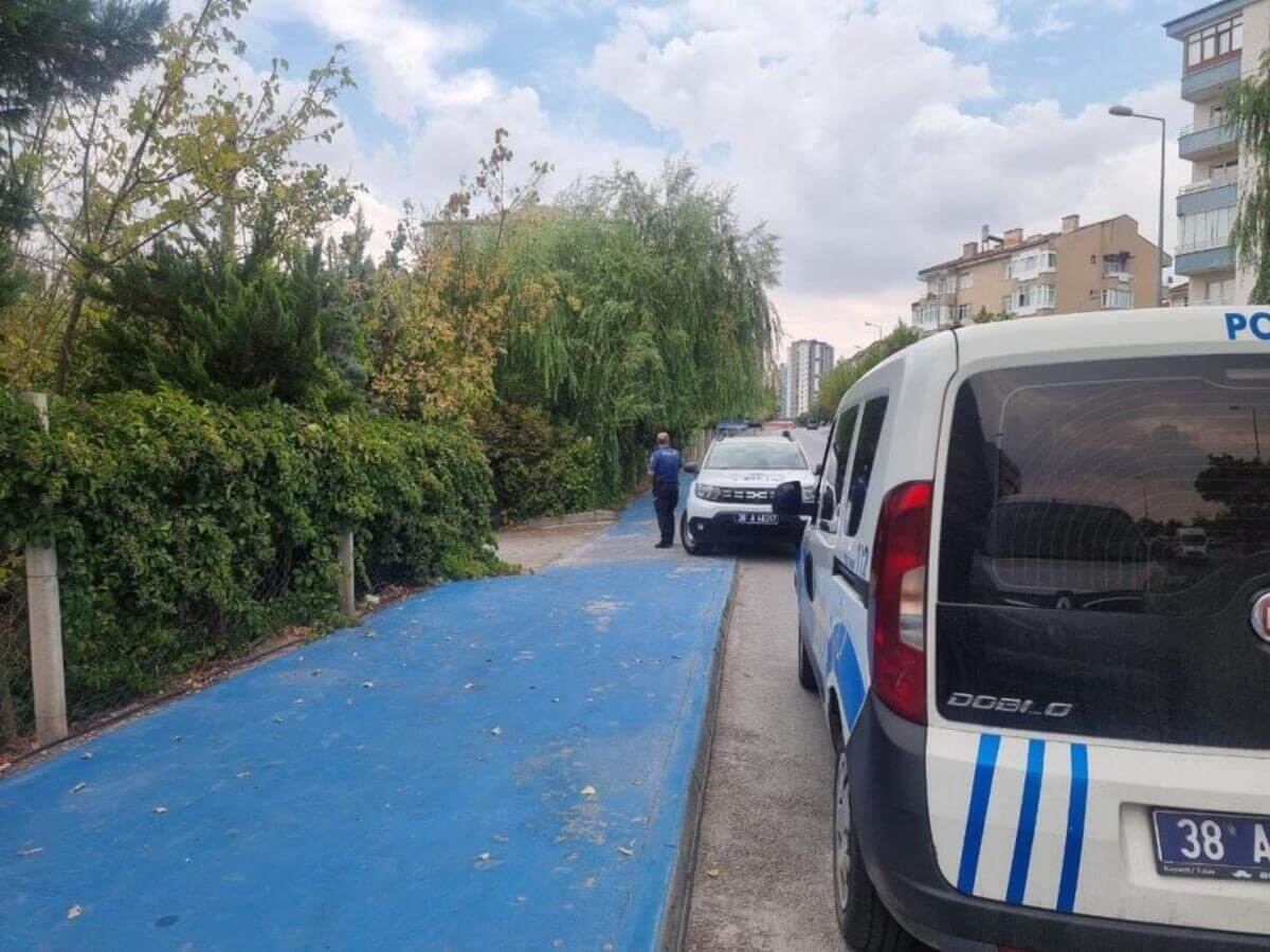 Akraba Kavgası Kanlı Bitti Elindeki Tüfekle Dehşet Saçtı (1)