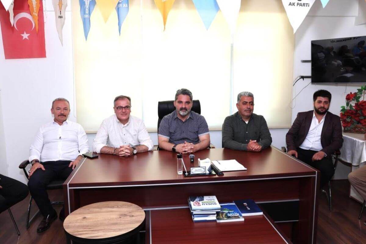 Başkan Özdoğan AK Parti Heyetini Makamında Ağırladı!-1
