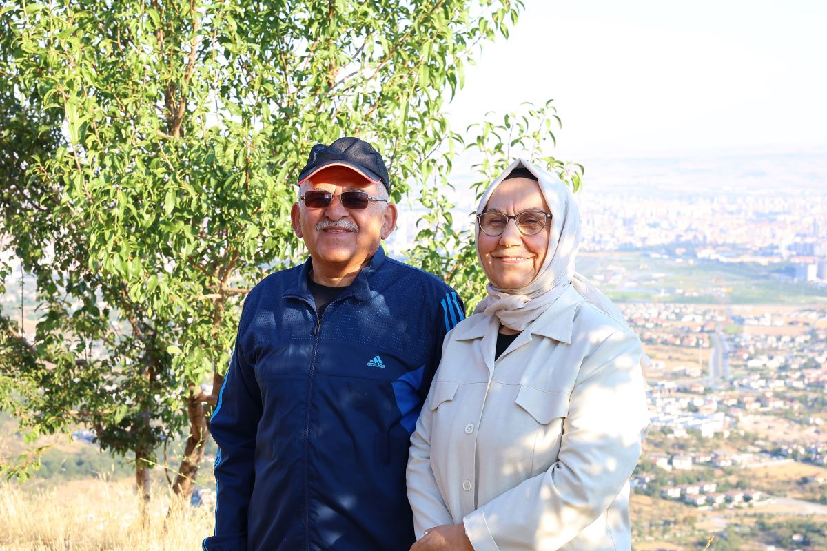 Başkan Büyükkılıç Eşiyle Beraber Bakın Kimlerle Buluştu! 4