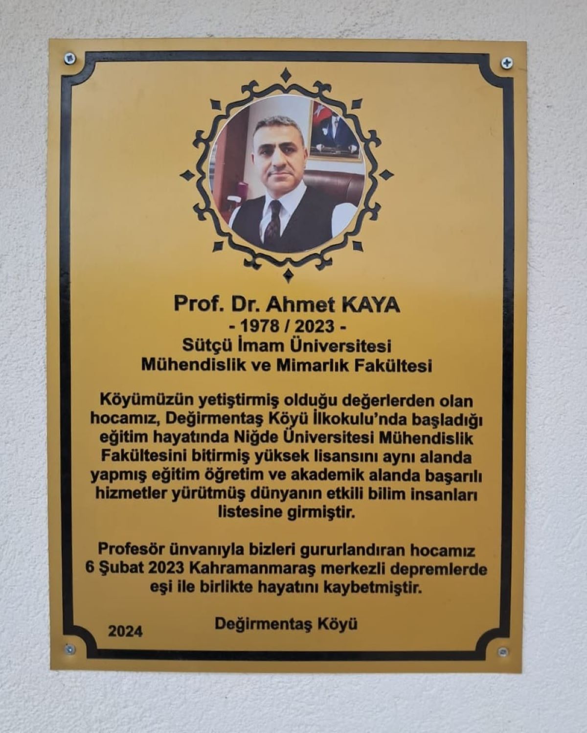 Depremde Ölen Kayserili Profesörün Adı Bakın Nereye Verildi! 3