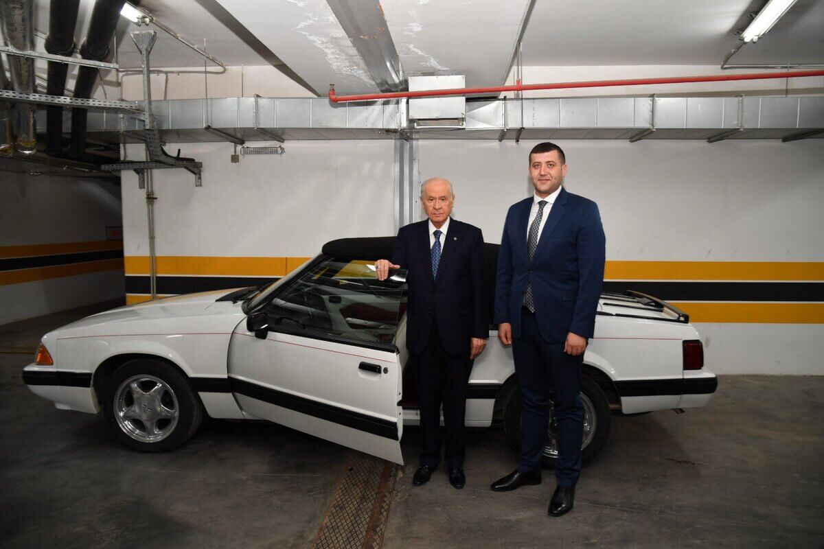 Devlet Bahçeli’den Baki Ersoy’a Sürpriz Hediye! Bakın Ne Gönderdi! (1)