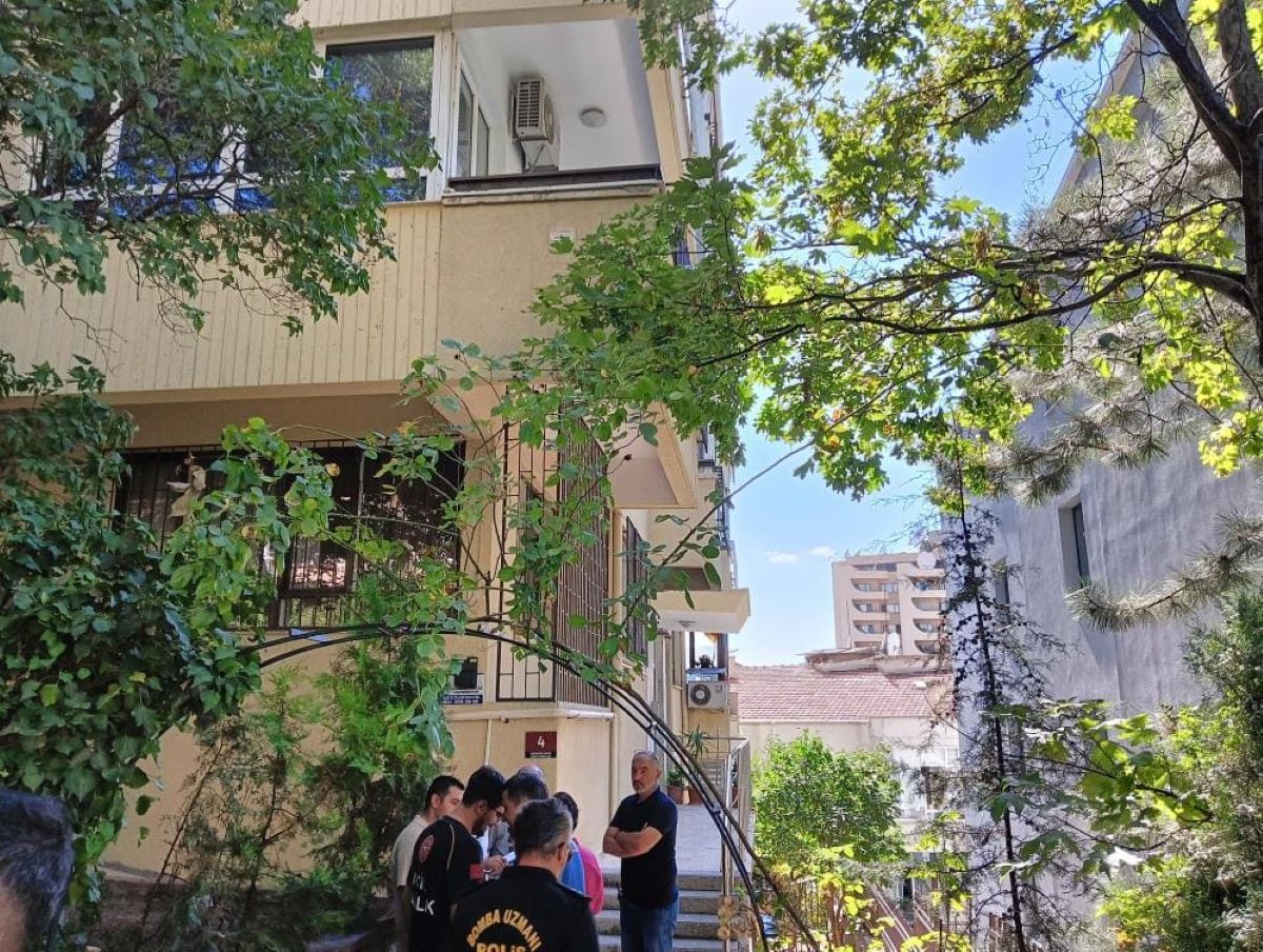 Doğalgaz Bomba Gibi Patladı 1 Ölü 1