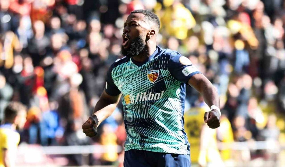 Duckens Nazon (2)
