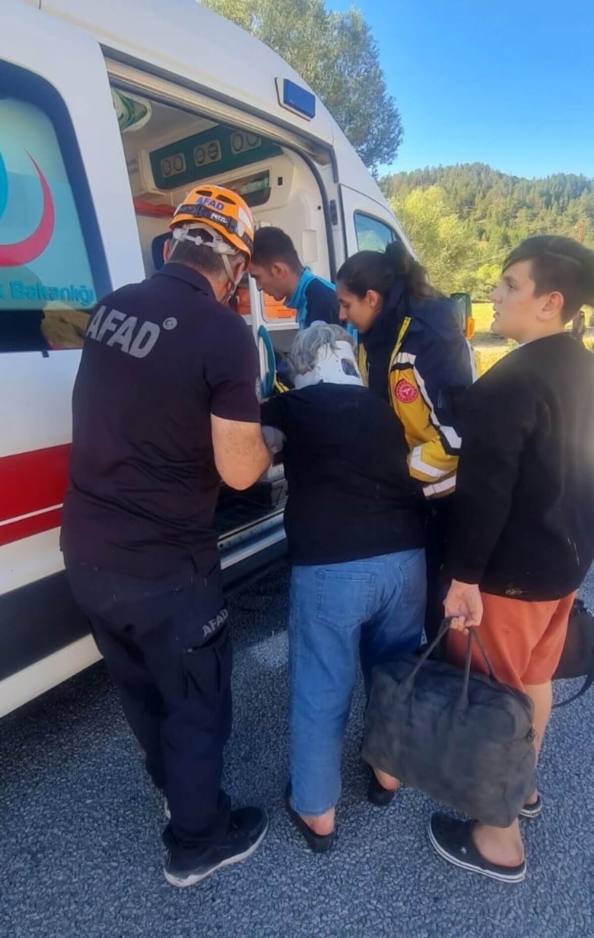 Erzincan Sivas Kara Yolunda Feci Otobüs Kazası! 1 Ölü 41 Yaralı (3)