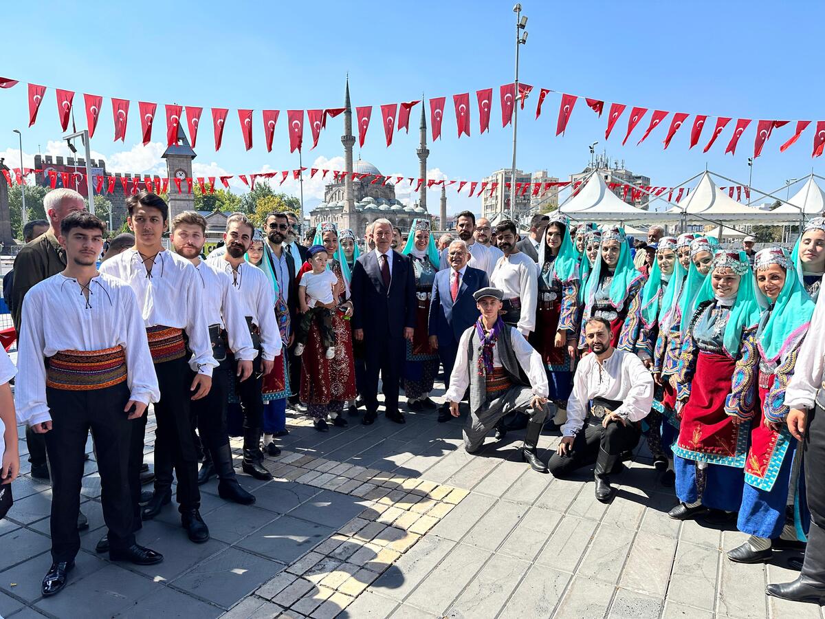 Halk Oyunları (4)-1