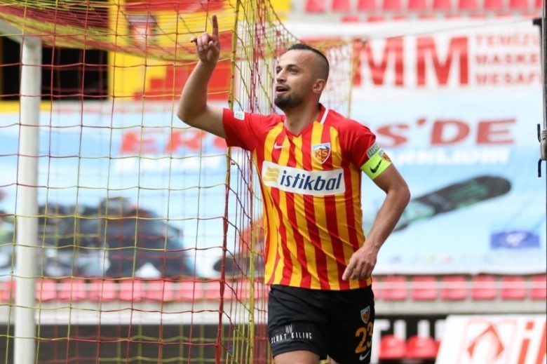 Ilhan Parlak