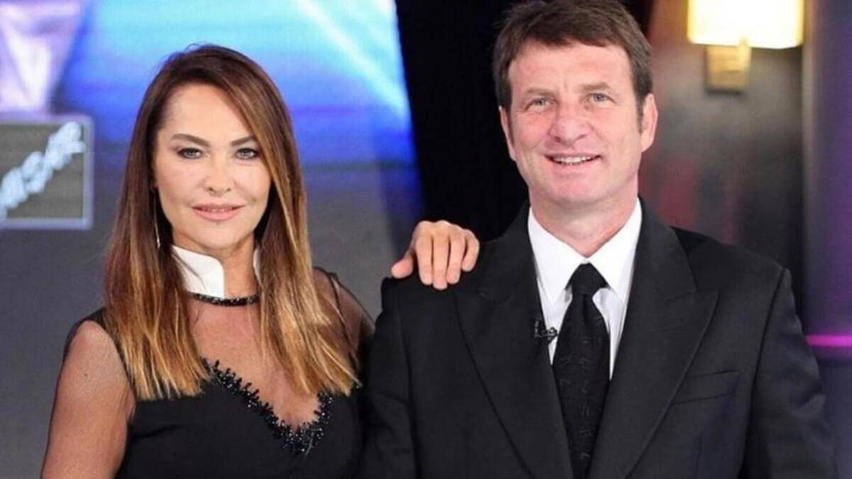 Hülya Avşar’ı Aldatmıştı! Kızından Küçük İsimle Sarmaş Dolaş Yakalandı!
