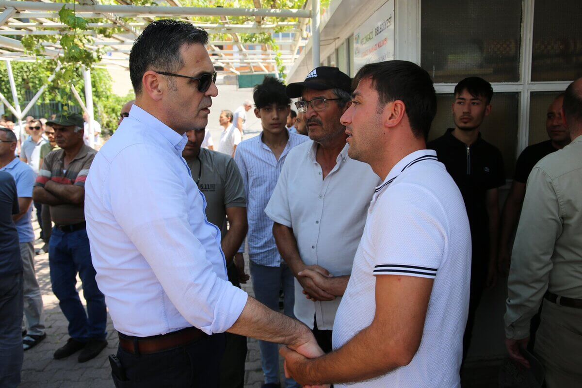 Kayseri Emniyet Müdürü Acı Gününde O Komiseri Yalnız Bırakmadı (2)