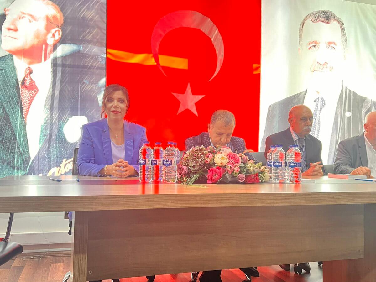 Kayseri Eski Ak Parti Milletvekili O Partinin Genel Başkanı Oldu! 2 (1)