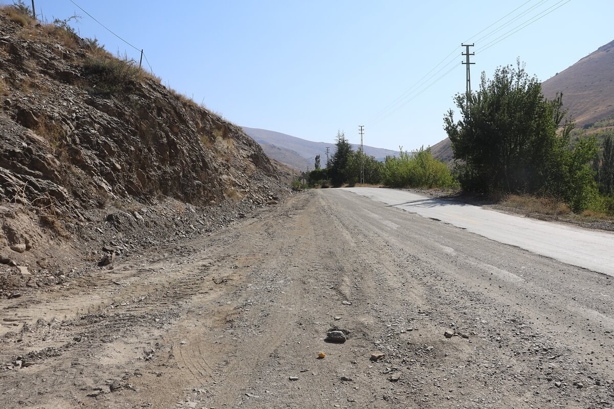 Kayseri Ulaşımda Yenileme Çalışmaları O Yollar Daha Konforlu Olacak (3)