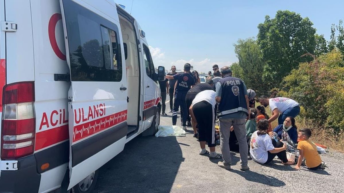 Kayseri Yolunda Feci Kaza Takla Atan Araç Yandı, Çok Sayıda Yaralı Var! 3