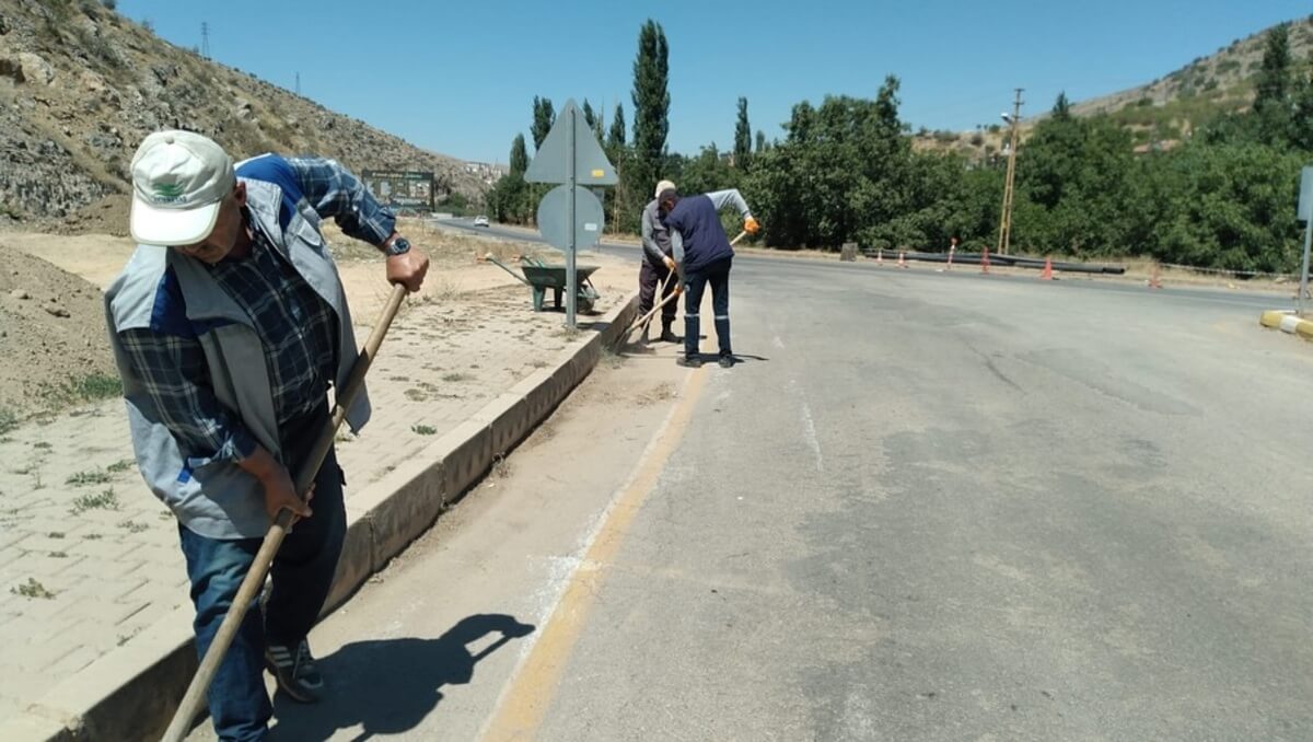 Kayseri’de Başkan Öztürk Mesaiye Bakın Nasıl Başladı (3)