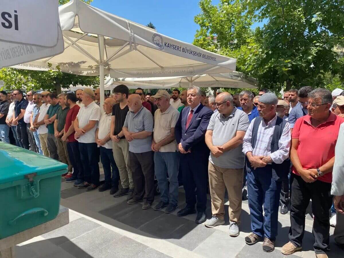 Kayseri’de Sarraf Son Yolculuğuna Uğurlandı! (3)