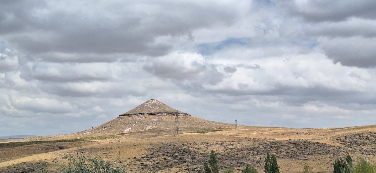 Kayseri’de Yüzlercesi Bulunan Yapılar Merak Konusu Oldu! Ne Olduğunu Biliyor Musunuz (3)