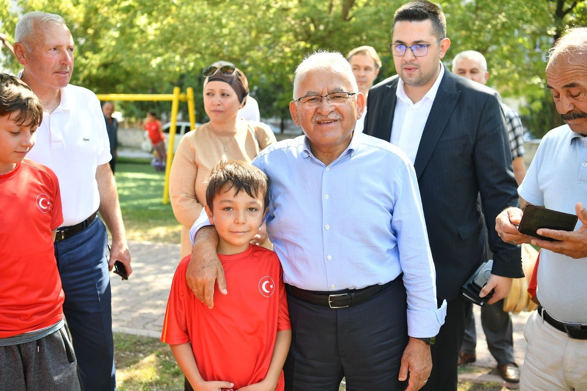 Memduh Büyükkılıç3