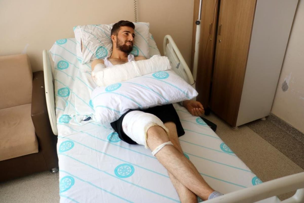 Su İçmek İsterken Kabusu Yaşadı Dünyanın En Zehirli Yılanı Soktu! 3