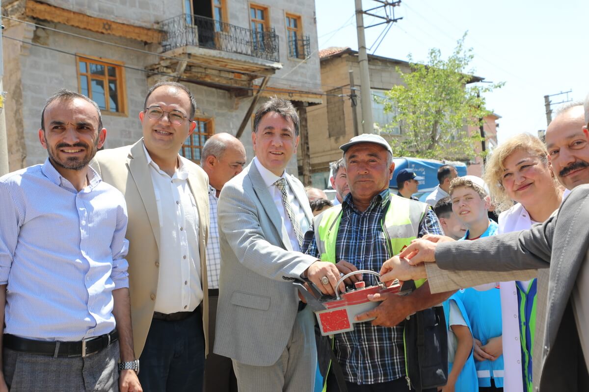 Vali Gökmen Çiçek İmzalamıştı! Kayseri’de Dualarla Temeli Atıldı! Bakın Ne Yapılıyor! 5 (1)