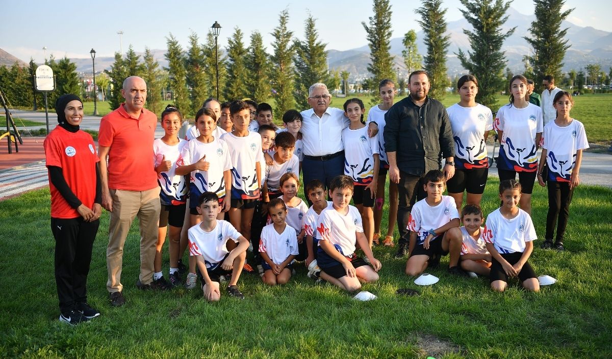 Memduh Büyükkılıç (3)-1