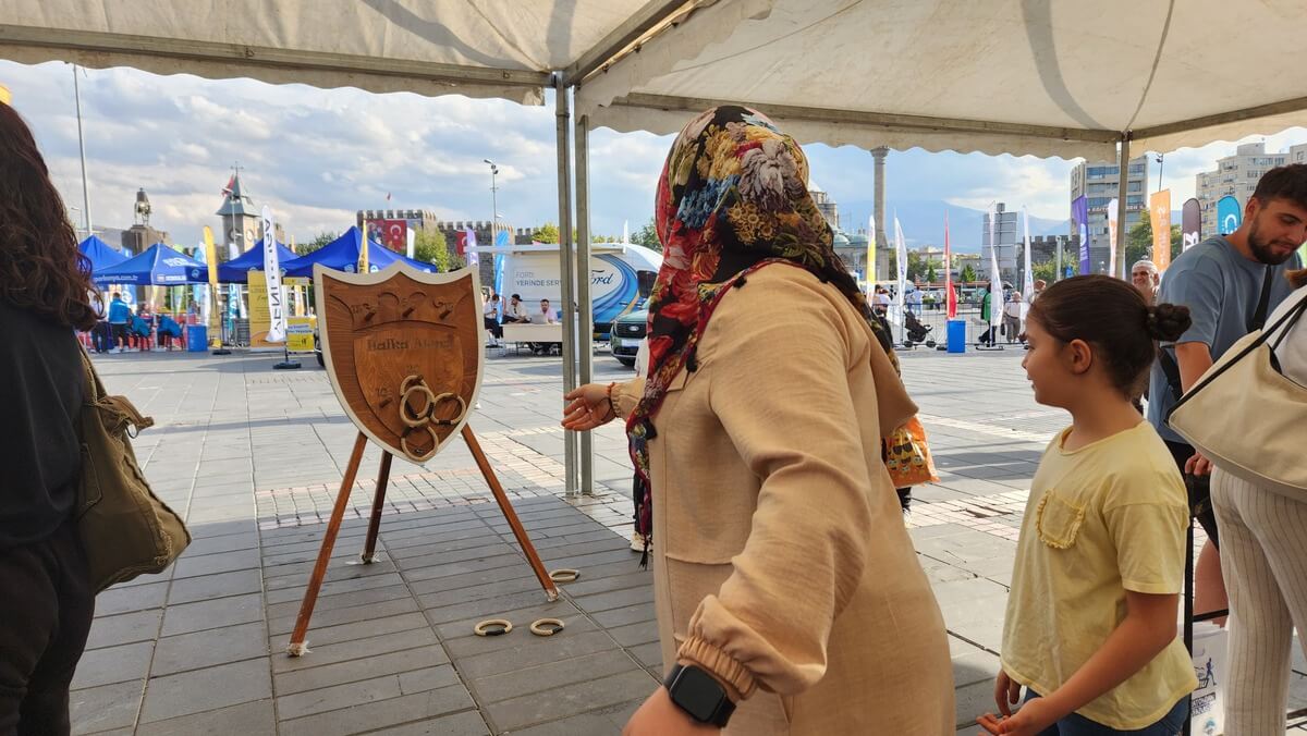 Cumhuriyet Meydanında Kayseri Yarı Maratonu Rüzgarı Esti!