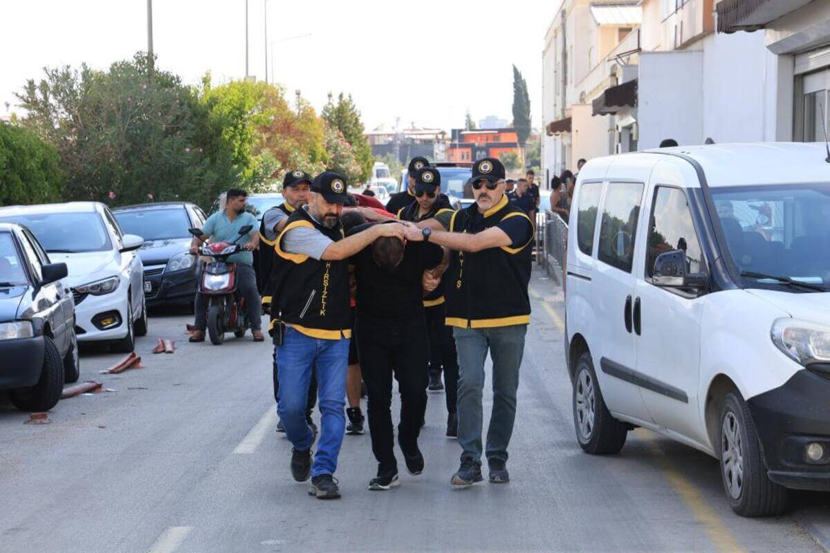 Mobilyacıya Silahlı Saldırı! 5 Milyon TL Haraç İstediler!