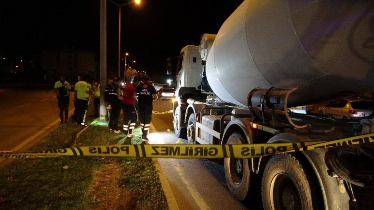Dehşet Olay! 3 Yaşındaki Çocuk Beton Mikserin Altında Kaldı!