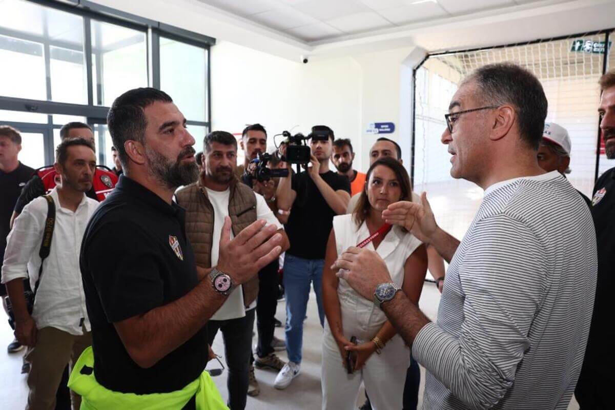 Kayseri’ye Gelen Arda Turan’dan Övgü Dolu Sözler: Bayıldım!