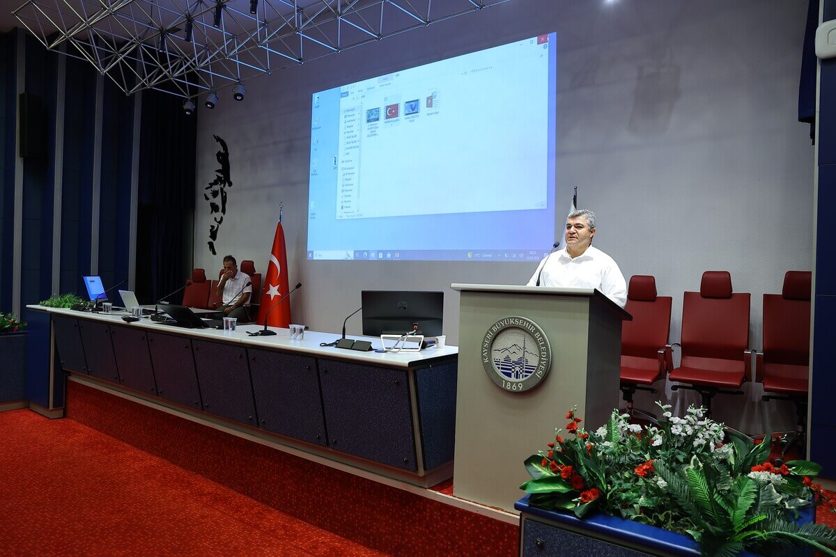 Başkan Büyükkılıç’tan Önemli Mesaj Bilgi Her Zaman İnsanı Güçlendirir (2)