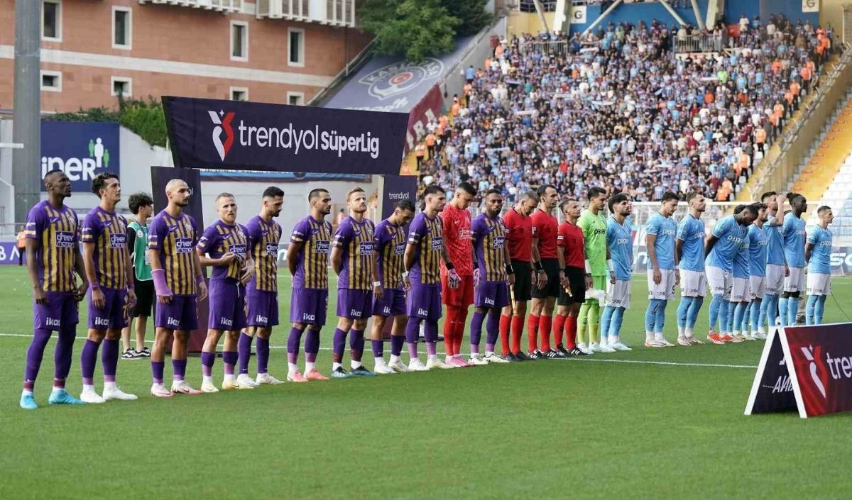 Burak Yılmaz Ve Arda Turan (2)