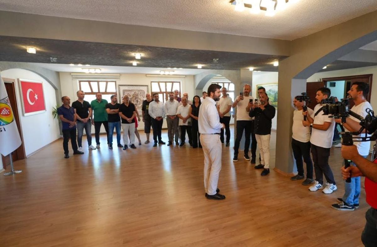 Chp’li Belediyeye Haciz Şoku! Başkan Oturacak Koltuk Bulamadı! 2